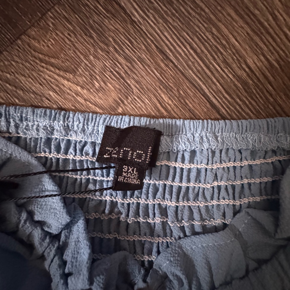 Zenobia Light Blue Off-Shoulder Peasant Blouse - Picture 2 of 3